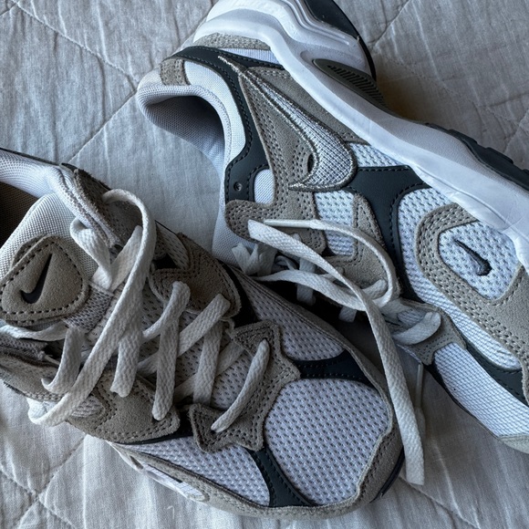 Nike AL8 Women’s Sneakers - Picture 6 of 7